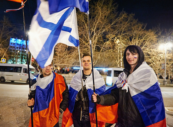 Митинг в Севастополе после референдума, выступление Алексея Журавлёва и Антона Тицкого, 16 марта 2014 г.