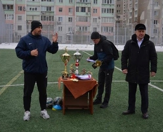 Поздравить и наградить участников «Сельских футбольных игр Южного Урала» приехал депутат от "РОДИНЫ" Виталий Прохоров