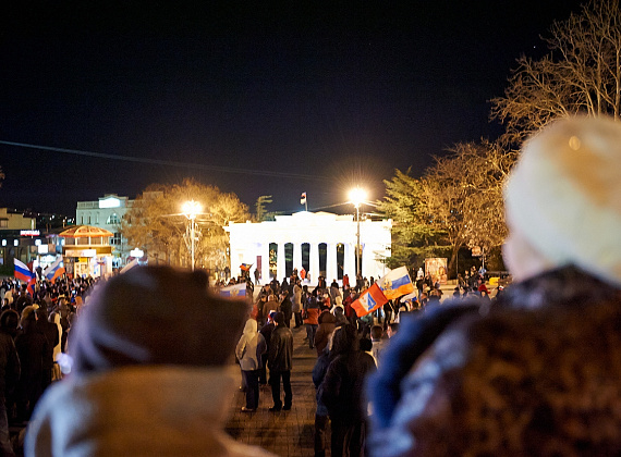 Российские флаги в Симферополе, Бахчисарае, Севастополе, 15 марта 2014 г.