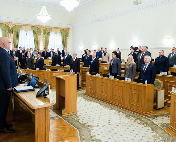 Владимир Сухарев обозначил острые проблемы областного центра на заседании региональной Думы
