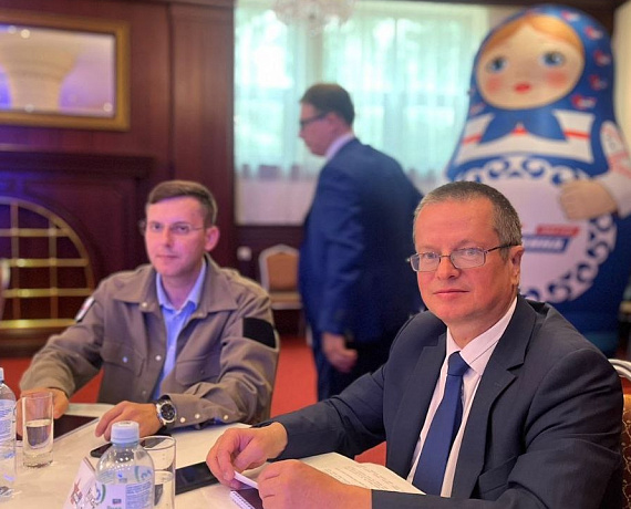 Кандидатам в депутаты от Подмосковной "РОДИНЫ" вручили удостоверения
