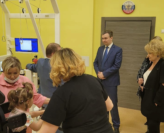ПОДМОСКОВНАЯ "РОДИНА" ПРОВЕЛА ВСТРЕЧУ С ГЛАВОЙ КРАСНОГОРСКА И ПОСЕТИЛА ЦЕНТР "СОЗВЕЗДИЕ"
