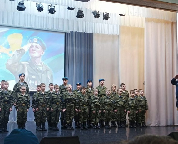 В Новосибирске прошла церемония торжественного посвящения в курсанты военно-патриотического клуба "Пашинцы"