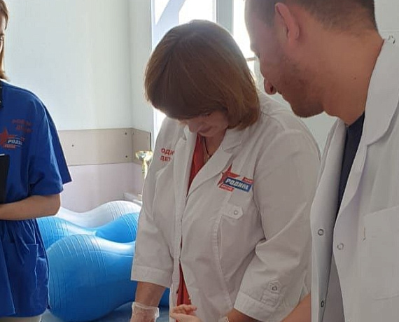В Подмосковье соратники провели праздник города Рузы, акцию "РОДИНА - ДЕТЯМ" и проверили рынки