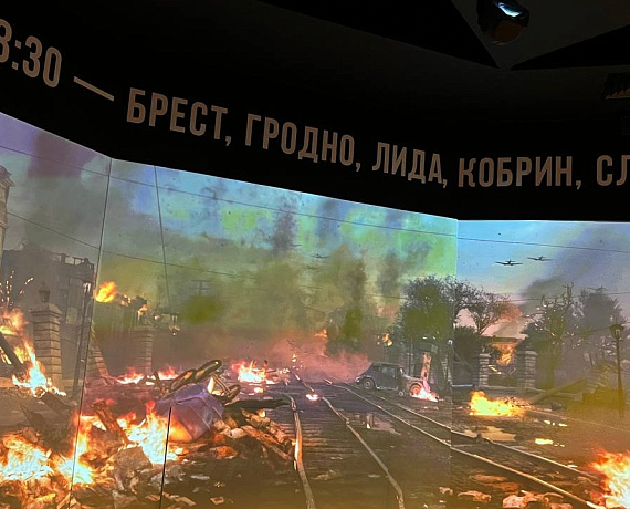 Алексей Журавлев посетил музейно-храмовый комплекс Вооруженных сил России