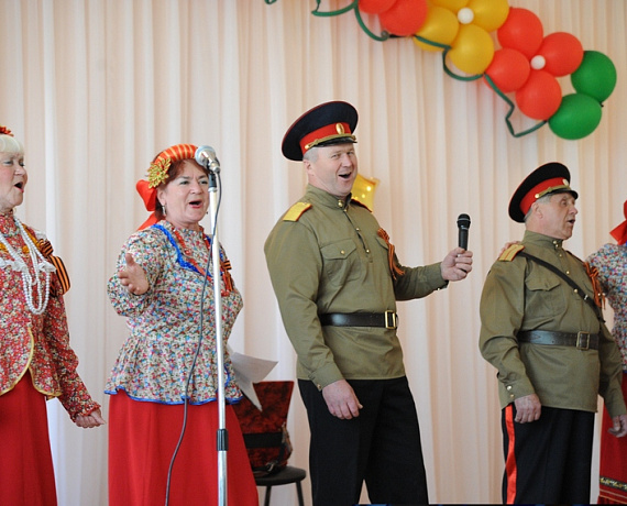 Севастопольские родинцы поздравили ветеранов с праздником Победы