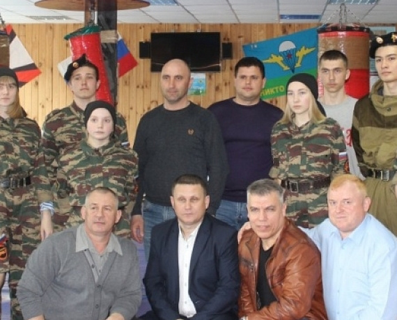 Брянские "РОДИНА" и "ОПОРА РОССИИ" поздравили воинов-интернационалистов