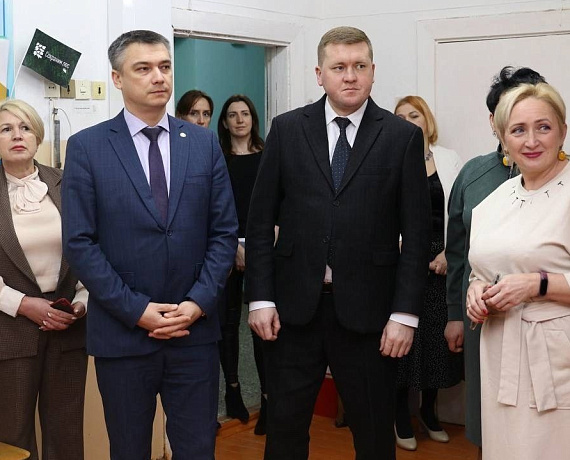 Владимир Михайлов посетил занятия школы актива советников директора по воспитанию