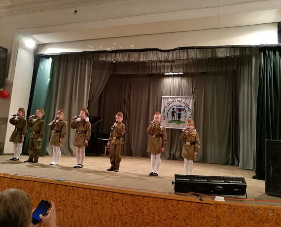 Дети ульяновских партийцев победили на конкурсе "Сыны и дочери Отечества"