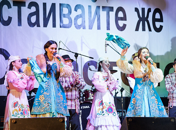Митинг в Севастополе после референдума, выступление Алексея Журавлёва и Антона Тицкого, 16 марта 2014 г.