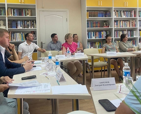 Владимир Михайлов подписал соглашение о благоустройстве родника в деревне Сархорн