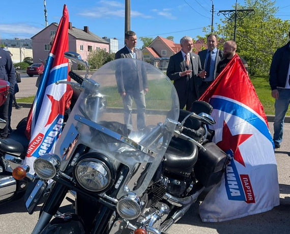 Журавлев взял на контроль проблемы ЖКХ в Ленинградской области