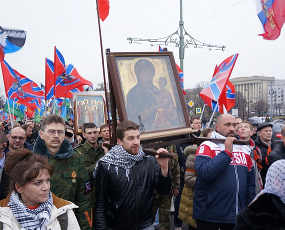 Соратники приняли участие в Патриотическом марше в Петербурге