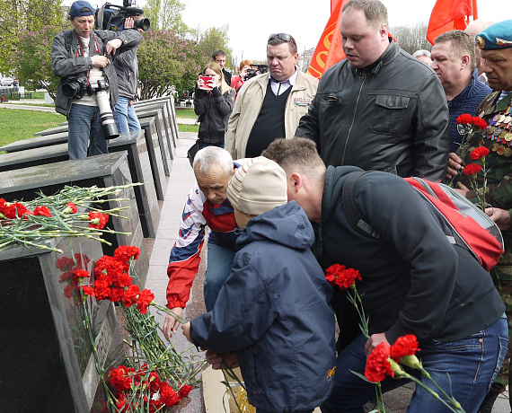 Тульская "РОДИНА" почтила память погибших в Одессе