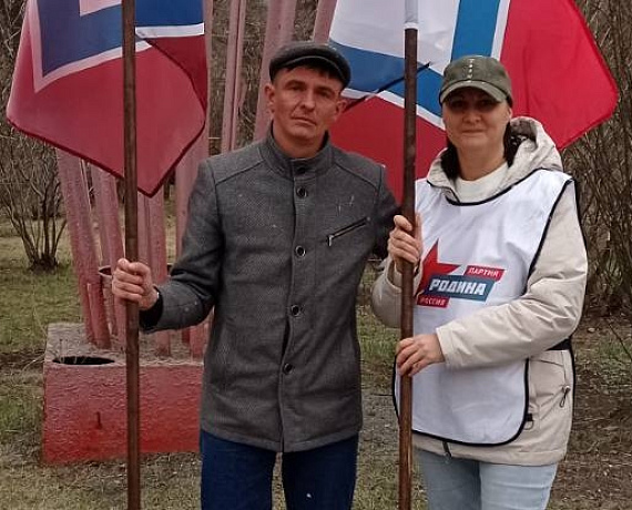 "РОДИНА" Хакасии приняла участие в первомайской демонстрации
