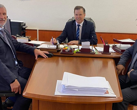 Алексей Журавлев встретился с новым главой администрации Грибановского района