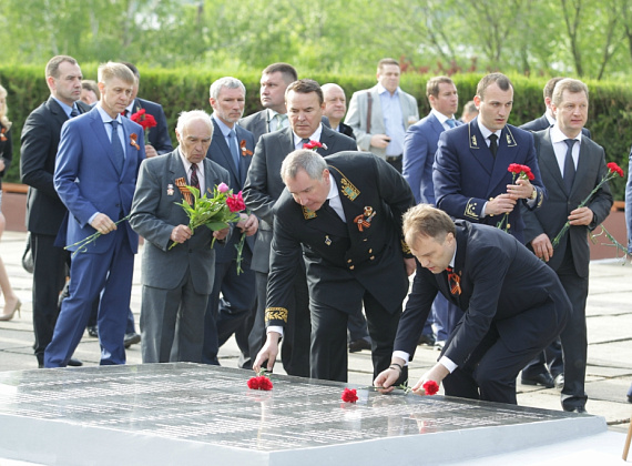 Визит российской делегации во главе с Рогозиным в ПМР, 9 мая 2014 г.