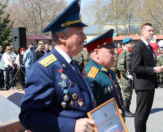 Вячеслав Илюхин и Леонид Рыбин награждены за вклад в укрепление обороны России