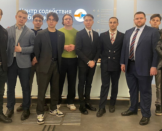 В рамках проекта "Один день в профессии" молодежь из "РОДИНЫ" посетила объекты РЖД