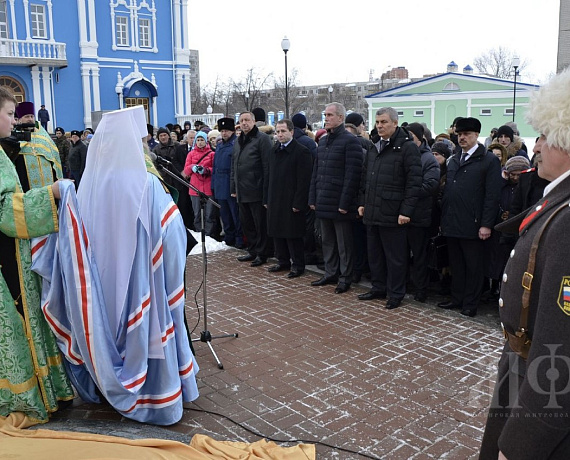 Ульяновские партийцы приняли участие в открытии памятника
