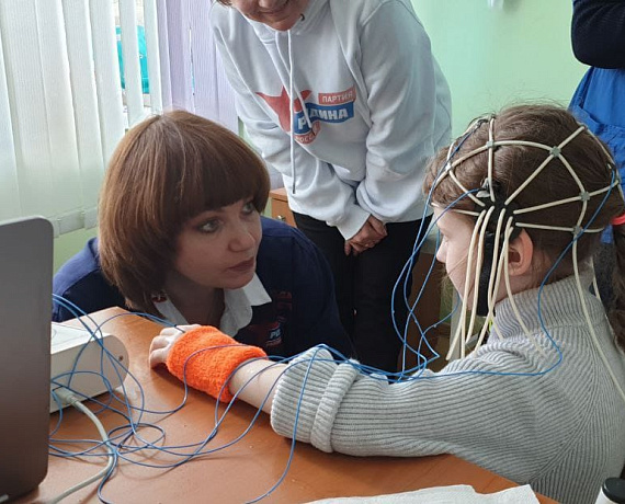 Подмосковные соратники провели акцию "РОДИНА - детям" и оказали помощь беженцам из Донбасса