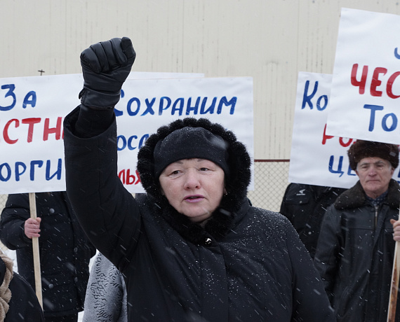 Костромские партийцы защищают единственный в городе сельскохозяйственный рынок