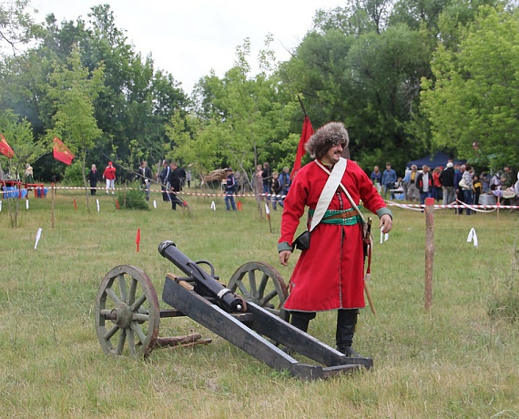 Патриоты провели фестиваль исторических реконструкций в Самаре