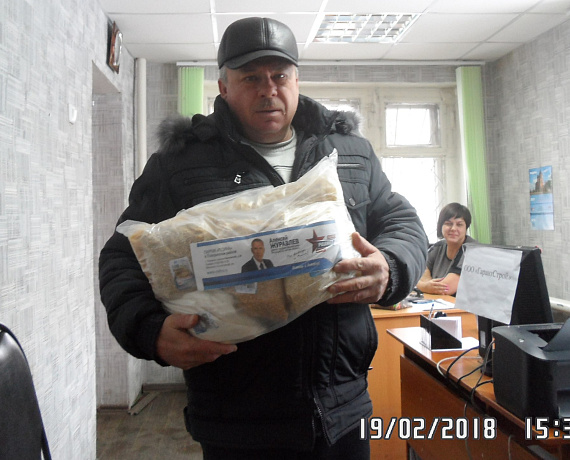 В Поворино к 23 февраля провели акцию в рамках программы Алексея Журавлева "Помощь и доверие"