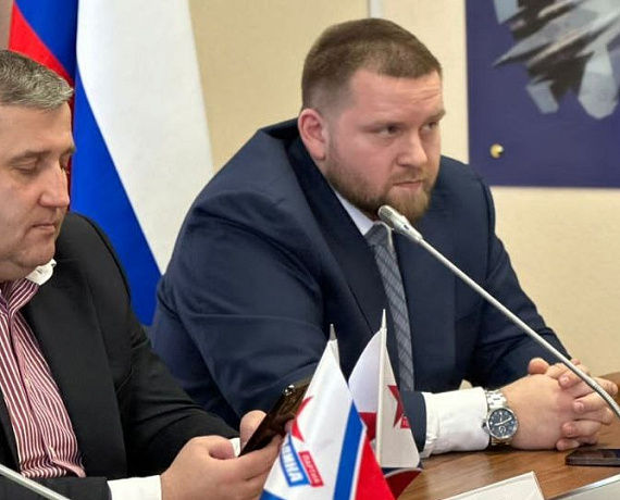 Реготделения в Москве и области поддержали кандидатуру Путина на выборах президента