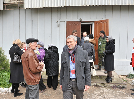 Делегация "РОДИНЫ" и РУСИНТЕРНА на избирательном участке в Крыму, 16 марта 2014 г.