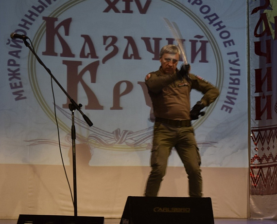 Сергей Еськов принял участие в организации и проведении XIV межрайонного фестиваля народного гуляния "Казачий круг"
