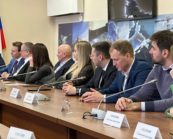 Реготделения в Москве и области поддержали кандидатуру Путина на выборах президента