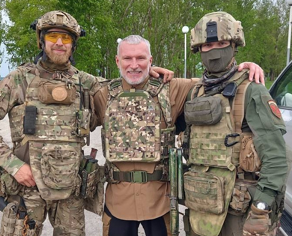 День Великой Победы Алексей Журавлев встретил на передовой в Донбассе