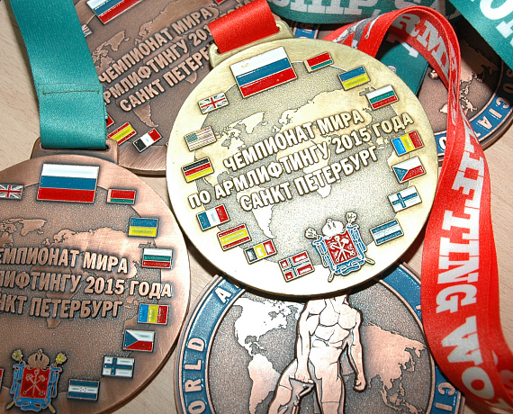Поддержанный "РОДИНОЙ" новомосковский богатырь стал чемпионом мира