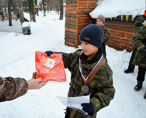 Дзержинские соратники провели военно-патриотические игры