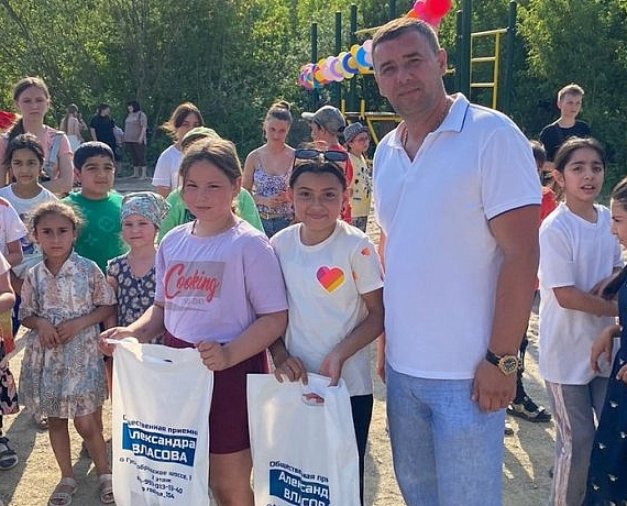 Новосибирская "РОДИНА" в День защиты детей помогли провести массовые праздники во дворах