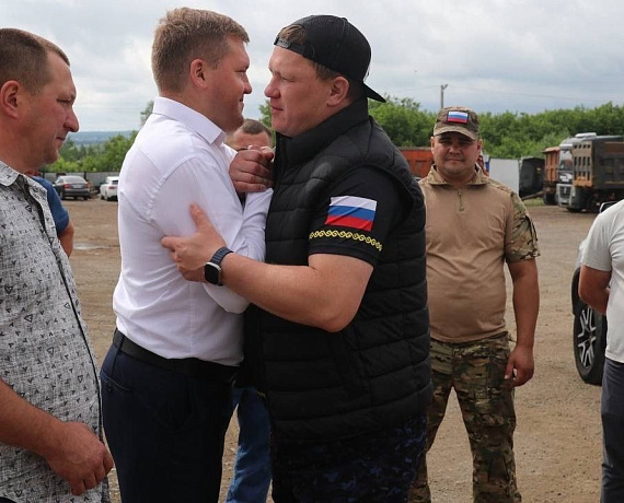 Владимир Михайлов принял участие в отправке очередного груза для участников СВО