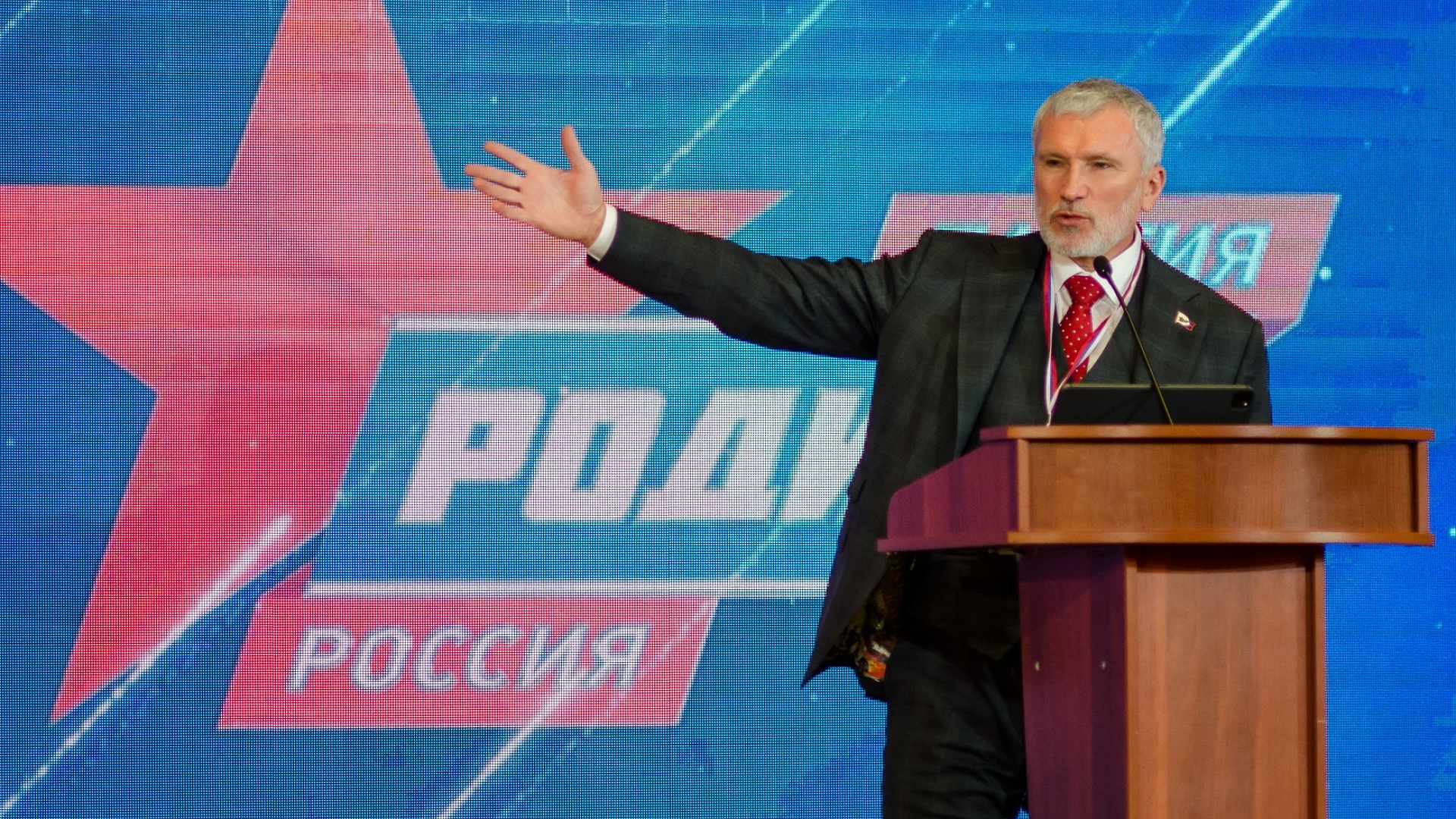 Журавлев в NEWS.ru: Подоляку надо вспомнить слова Путина - "мы и в сортире их замочим"