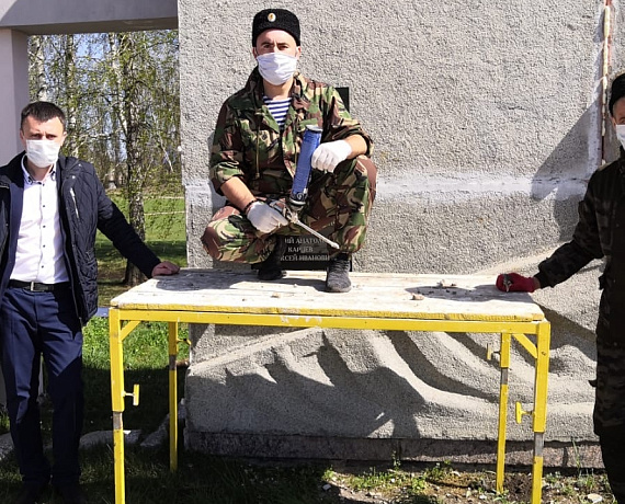 Воронежские соратники провели ремонт и благоустройство мемориала воинам, павшим в годы Великой Отечественной войны