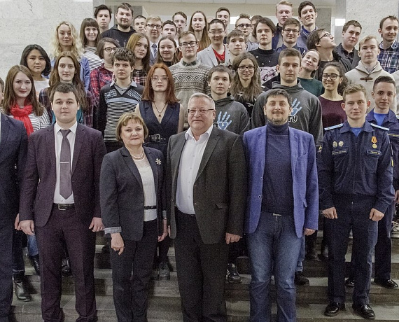 Журавлев уделяет особое внимание "парламентским дебатам" в Воронежской области