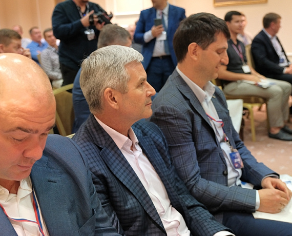 Журавлев представил на VII Cъезде основные тезисы предвыборной программы "РОДИНЫ"