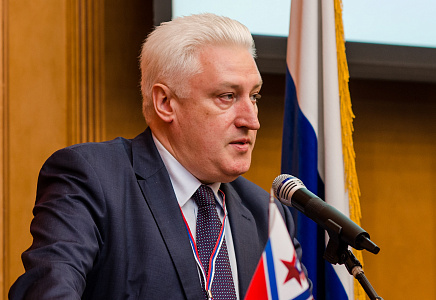 Игорь Коротченко: России не нужны ледяные аэродромы в Арктике