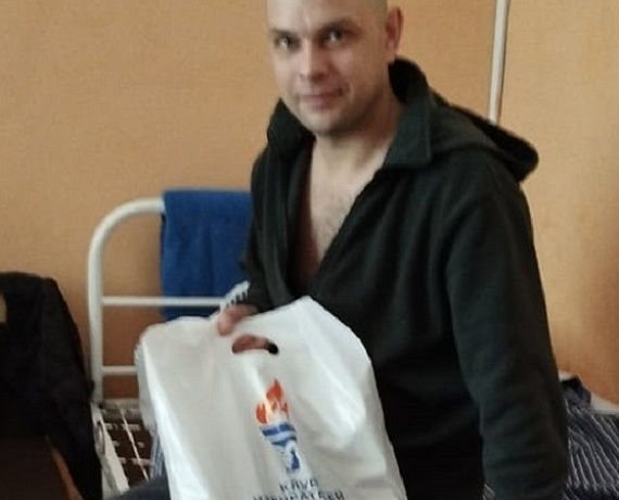 Клуб избирателей Вячеслава Илюхина передал очередные подарки для раненых бойцов