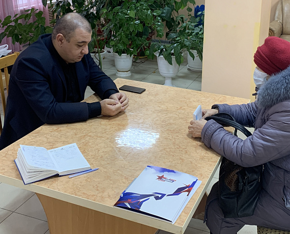 Карен Григорян провел прием граждан в Харабалинском и Ахтубинском районе Астраханской области