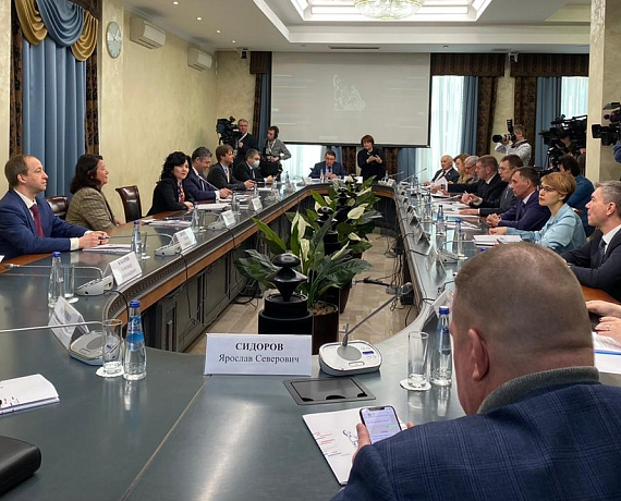Журавлев предложил создать Координационный совет партий для голосования по Конституции