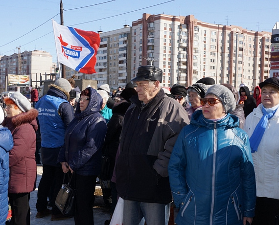 Партийцы помогли собрать в Костроме 10 тысяч подписей за сохранение рынка