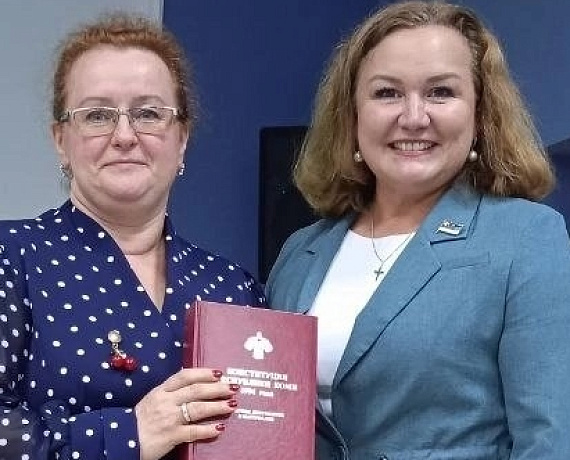 Елена Иванова провела парламентский урок в Лицее народной дипломатии