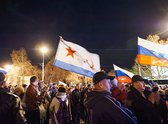 Митинг в Севастополе после референдума, выступление Алексея Журавлёва и Антона Тицкого, 16 марта 2014 г.