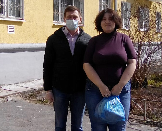 Активисты подмосковной "РОДИНЫ" оказали продовольственную помощь гражданам