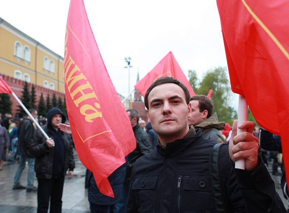 "РОДИНА" в Александровском саду почтила память погибших в Одессе, 5 мая 2014 г. (галерея 2)